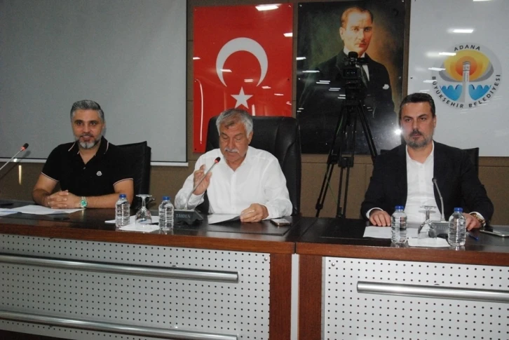 Adana B&uuml;y&uuml;kşehir Belediye Meclisi toplandı

