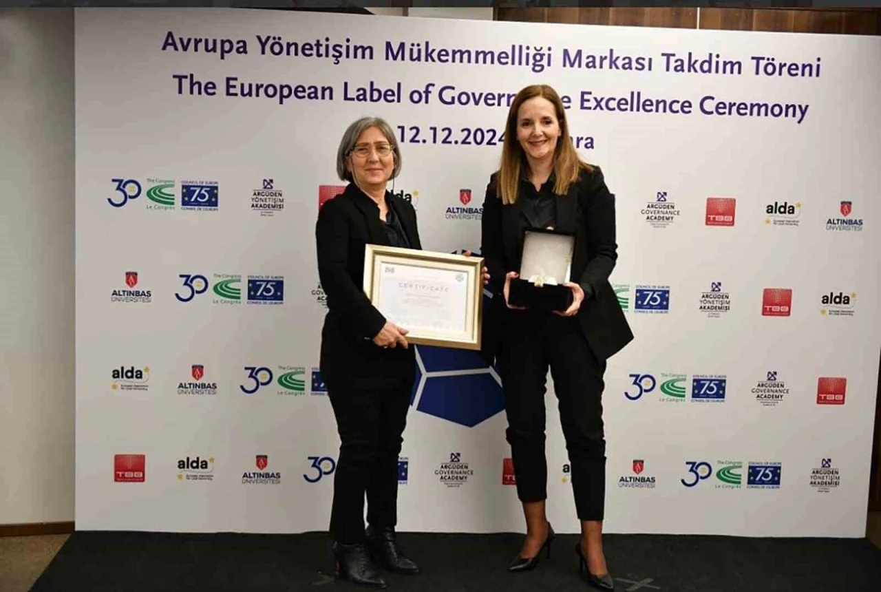 Adana Büyükşehir Belediyesi, Avrupa Yönetişim Mükemmelliği Markası Ödülü’ne layık görüldü.
