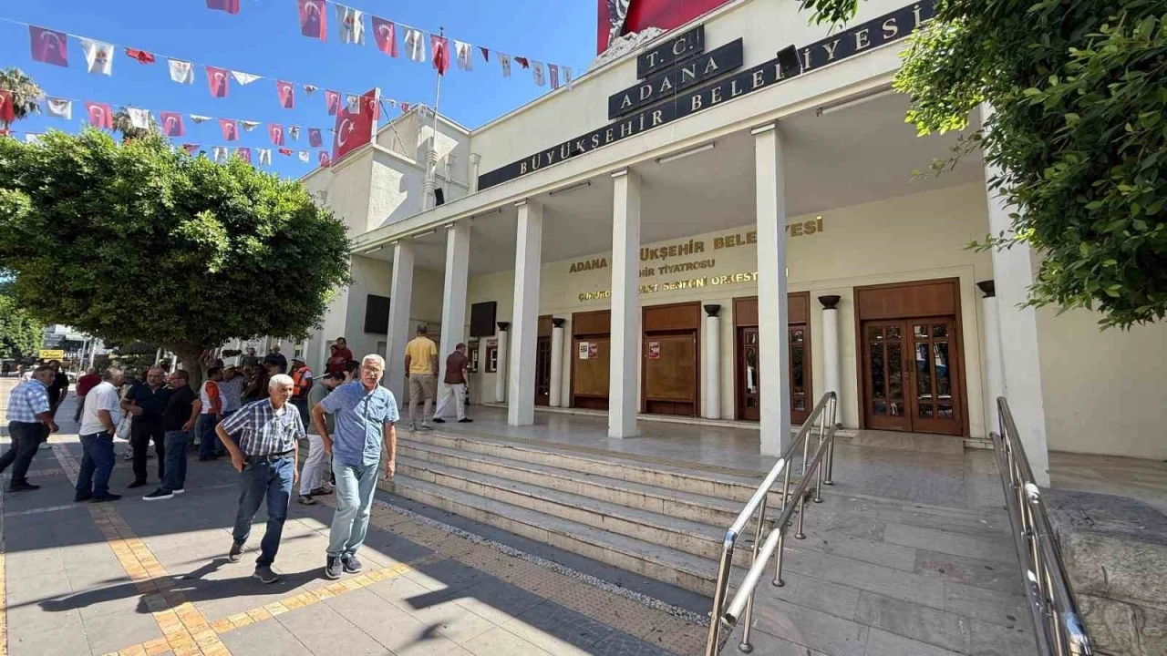 Adana Büyükşehir Belediyesi’nde arama tamamlandı
