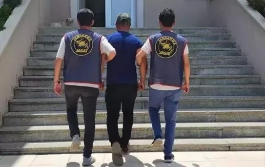 Adana’da 25 yıl 6 ay kesinleşmiş hapis cezasıyla aranan hükümlü yakalandı
