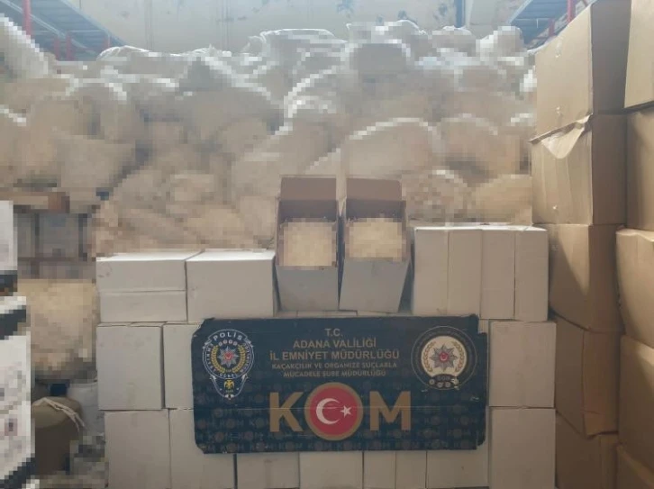 Adana&rsquo;da 60 milyon 750 bin g&uuml;mr&uuml;k ka&ccedil;ağı makaron ele ge&ccedil;irildi
