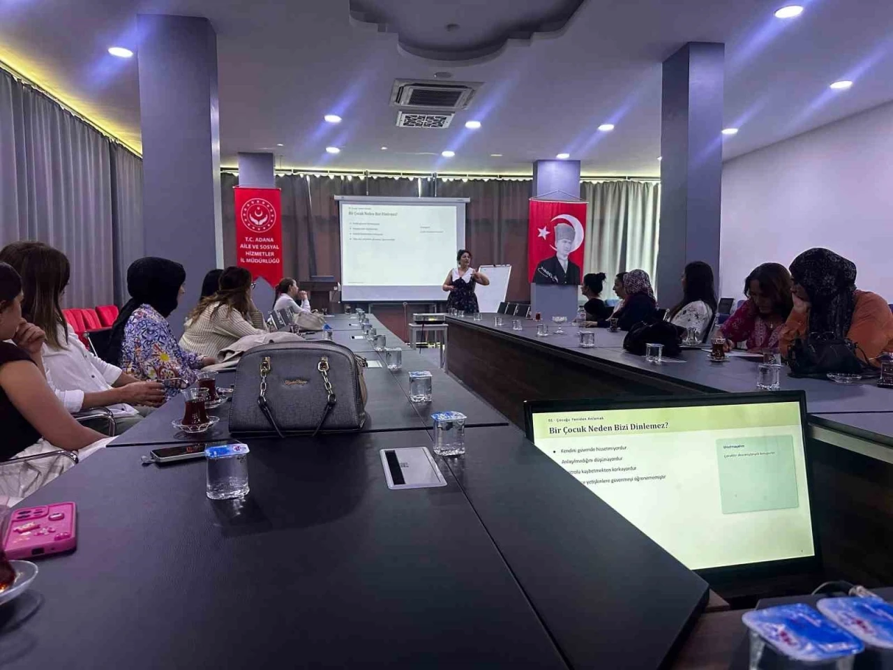 Adana&rsquo;da &ccedil;ocuk kuruluşu personeline etkili iletişim eğitimi
