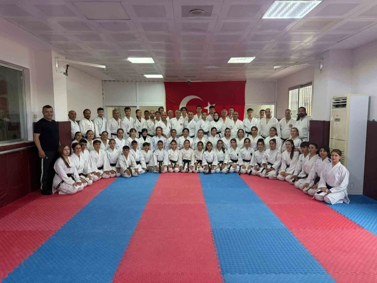 Adana’da dan ve antrenör gelişim semineri yapıldı
