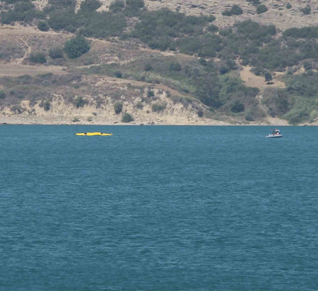 Adana’da düşen uçaktaki 2 pilot kurtarıldı
