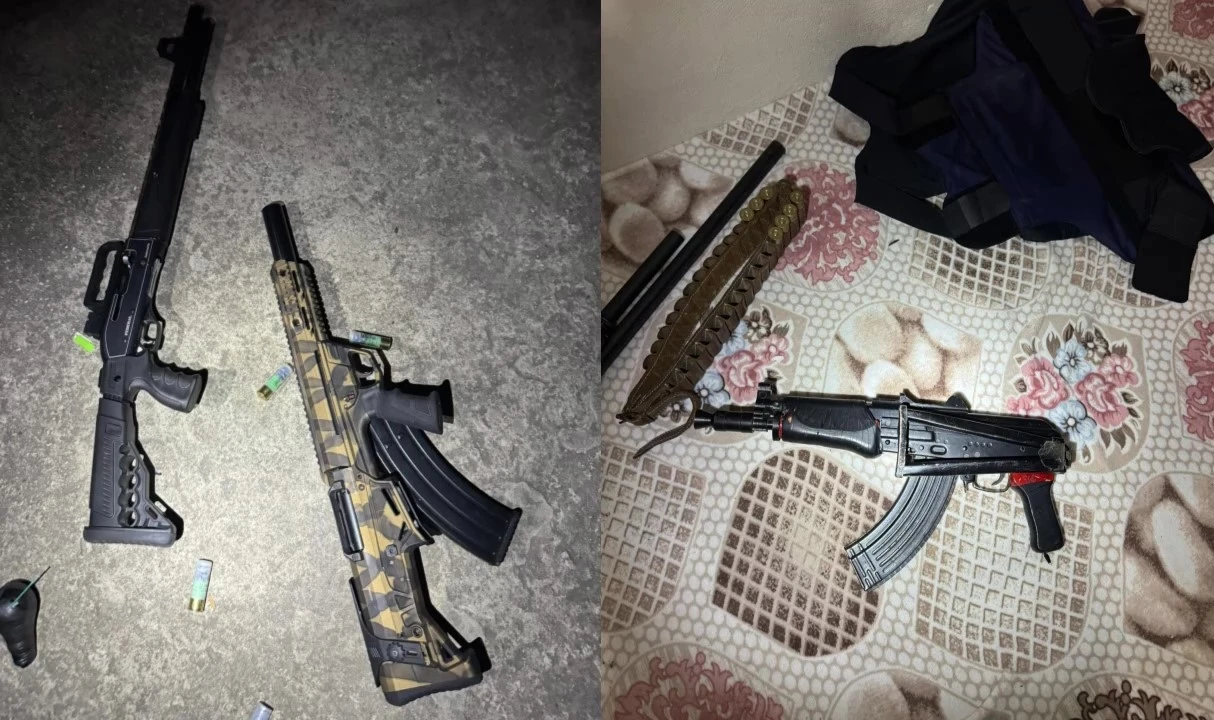 Adana’da EYP ile biri kalaşnikof 6 silah ele geçirildi: 2 tutuklama
