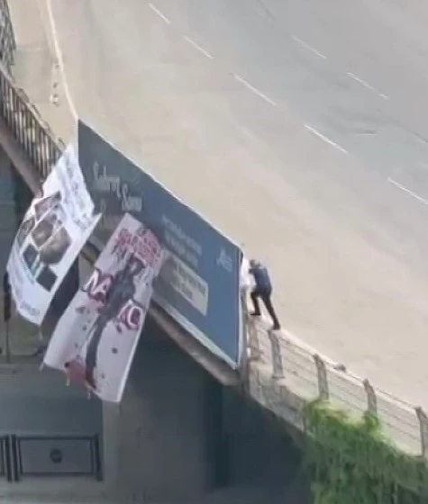 Adana&rsquo;da k&ouml;pr&uuml;ye NATO protestosu i&ccedil;in pankart asan şahıs g&ouml;zaltına alındı
