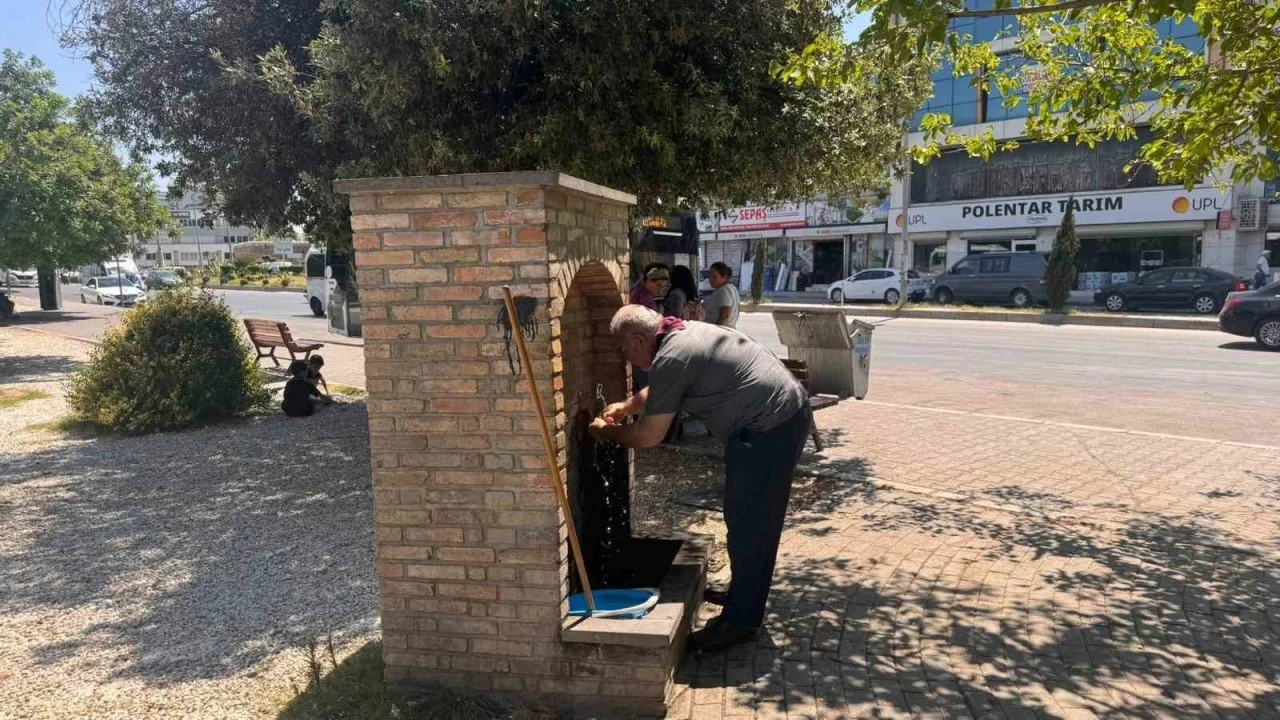 Adana&rsquo;da termometreler 36 dereceyi g&ouml;sterdi
