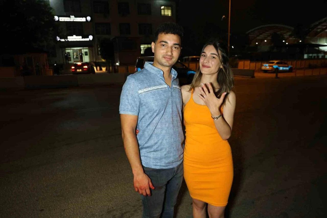 Adanalı gencin evlilik teklifi, şehri karıştırdı: En mutlu günleri karakolda bitti
