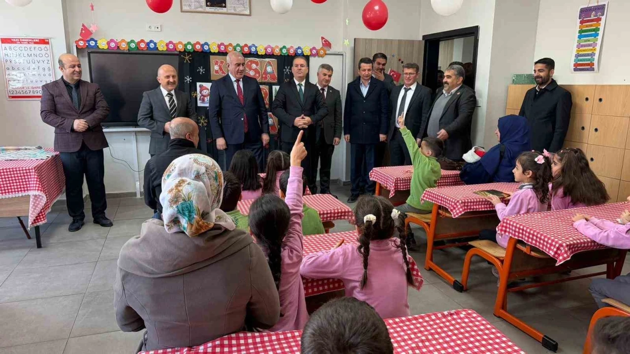 Adıyaman&rsquo;da 154 bin 960 &ouml;ğrenci karne aldı
