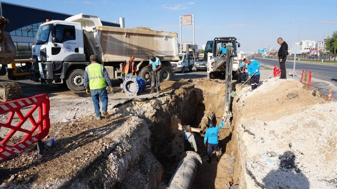 Adıyaman&rsquo;da 6 ayda 68 bin metreyi aşan altyapı hattı tamamlandı
