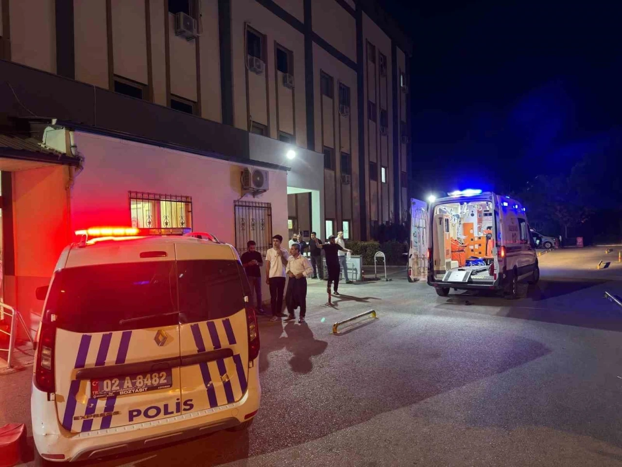 Adıyaman’da alacak verecek kavgası: 3 yaralı
