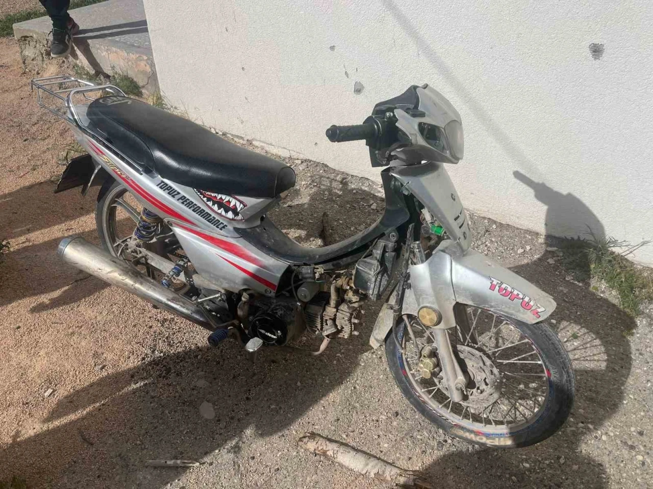 Adıyaman’da motosiklet devrildi: 2 yaralı
