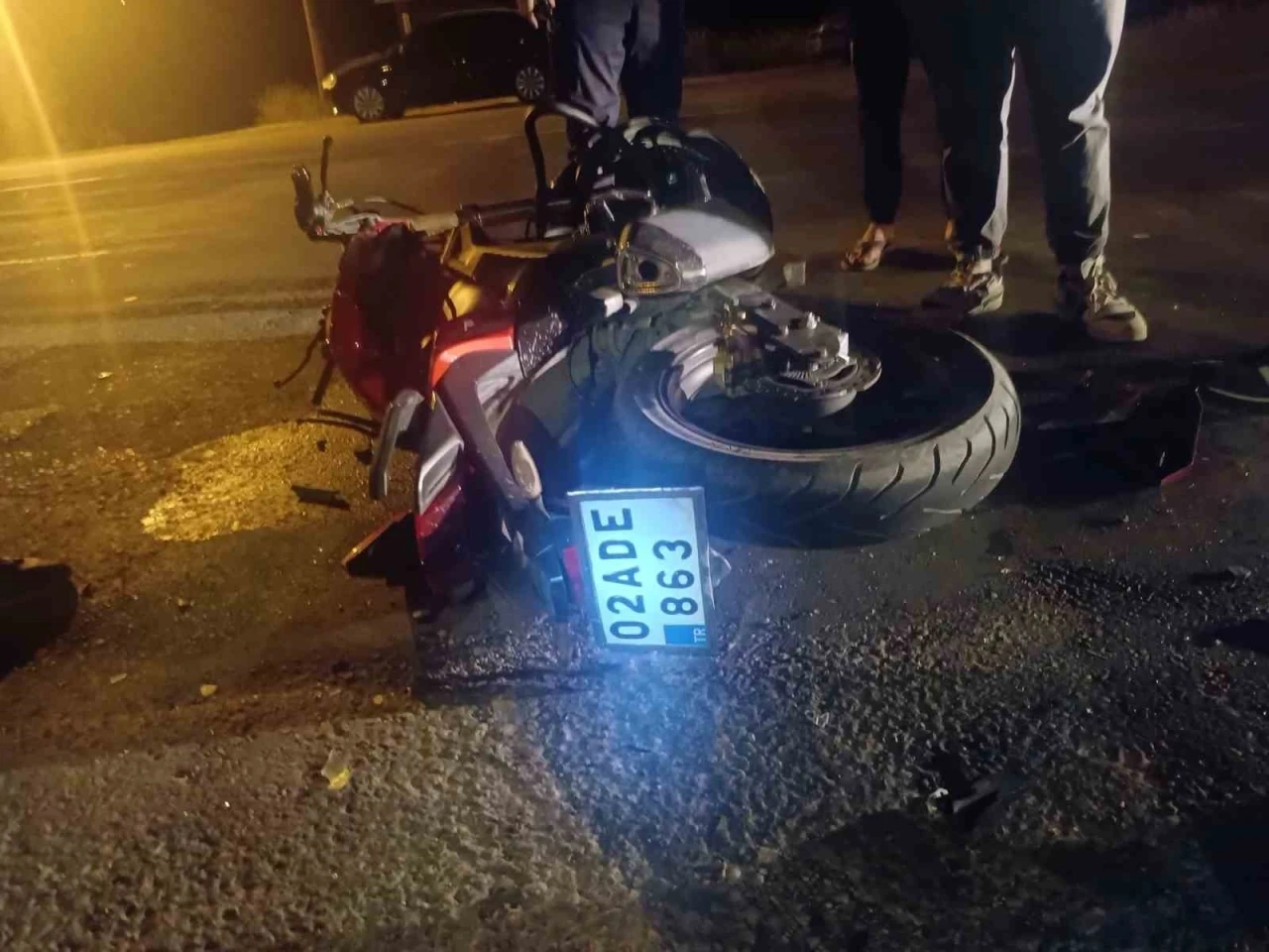 Adıyaman’da otomobil ile çarpışan motosikletin sürücüsü hayatını kaybetti
