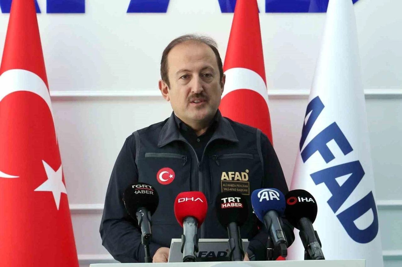AFAD Başkanı Pehlivan: &quot;Son 11 günde Türkiye’ye ait 178 insani yardım tırı El Ariş’ten Gazze’ye geçiş sağlamıştır&quot;
