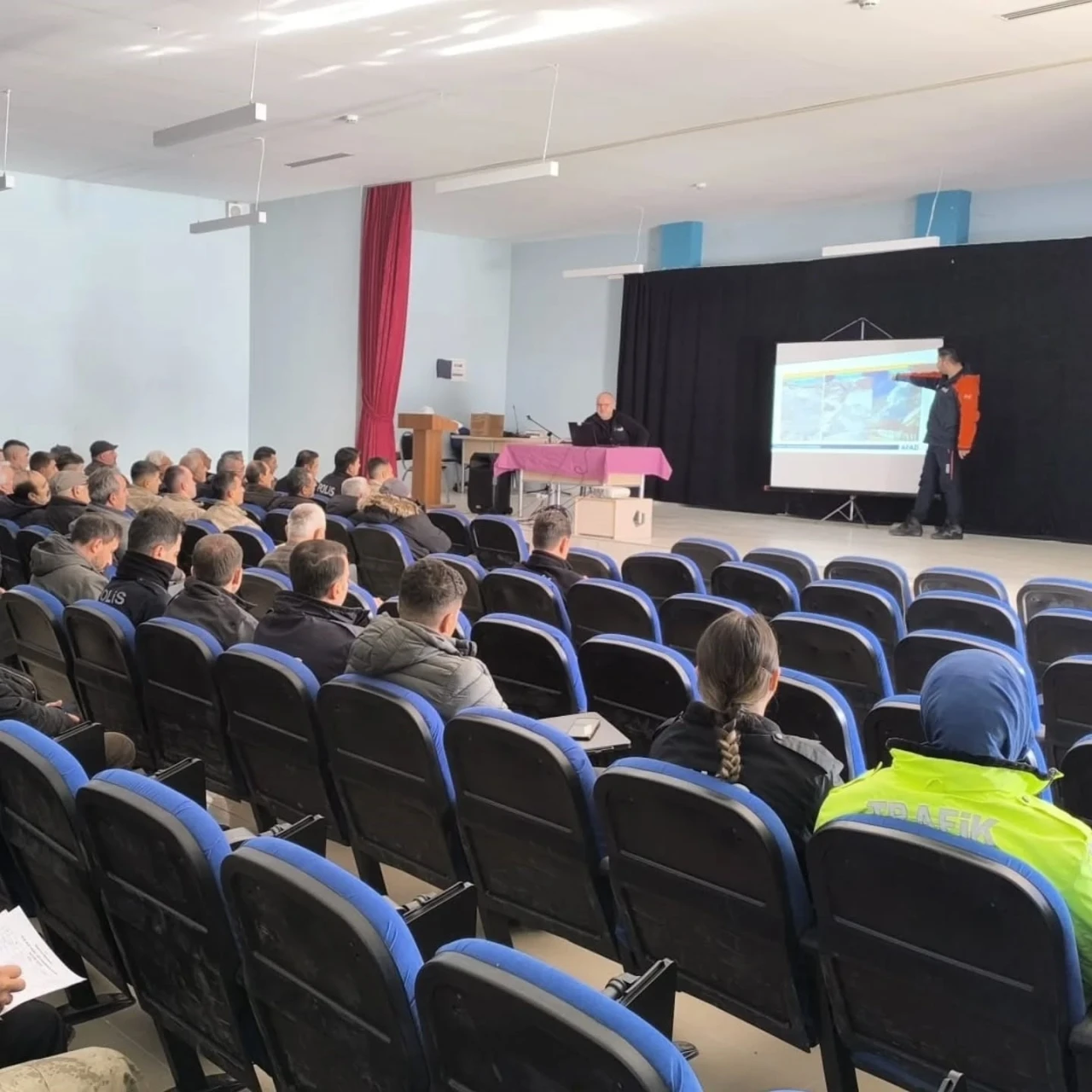 AFAD Erzincan&rsquo;dan &ccedil;ığ farkındalık eğitimi
