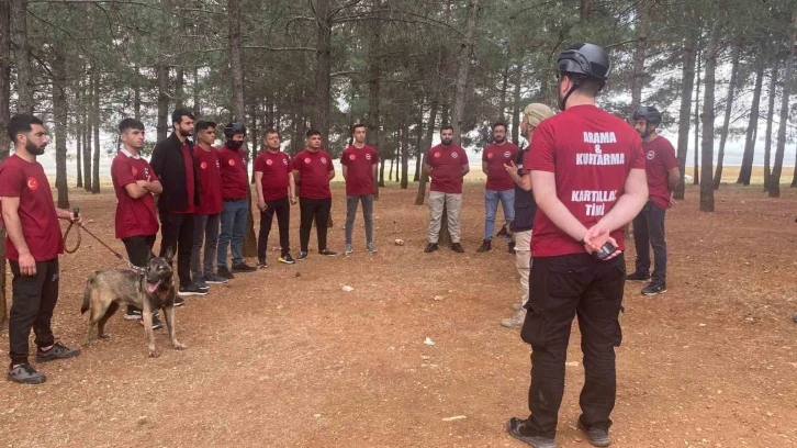 AFAK Timi hayat kurtarmak için hazır kıta bekliyor
