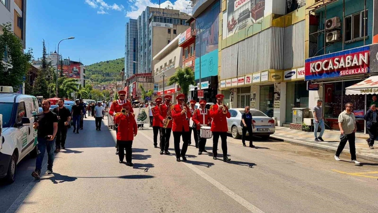 Afyonkarahisar&rsquo;da &ccedil;evre i&ccedil;in y&uuml;r&uuml;d&uuml;ler
