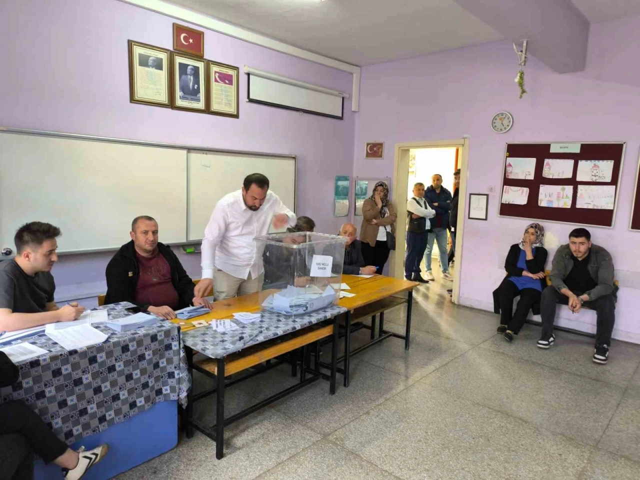 Afyonkarahisar’da muhtarlık seçimi

