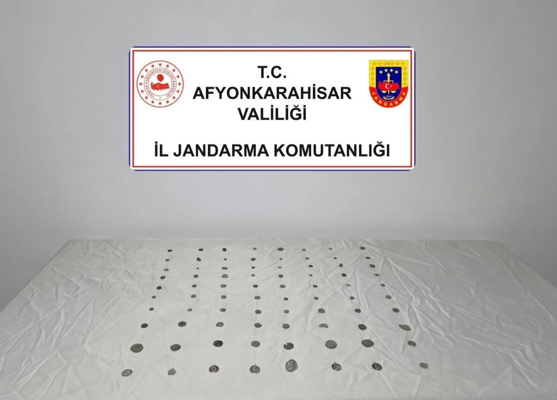 Afyonkarahisar’da tarihi eser operasyonu
