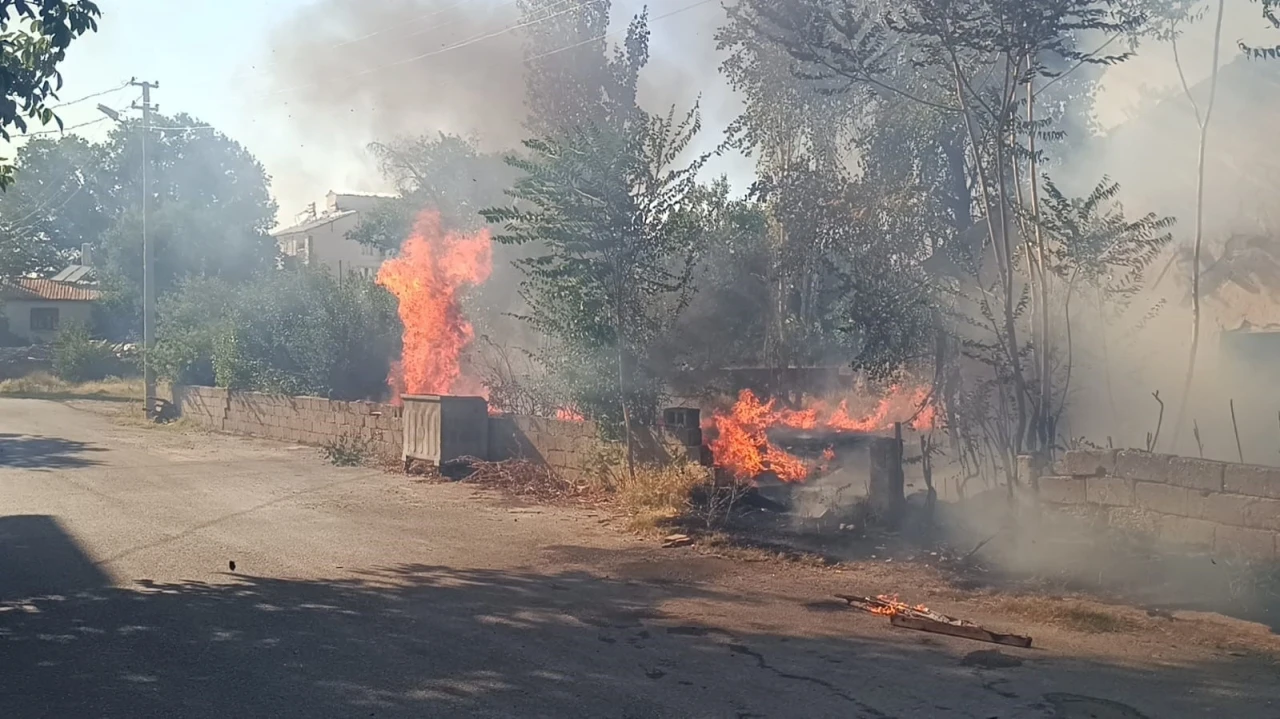 Afyonkarahisar’da yangın paniği
