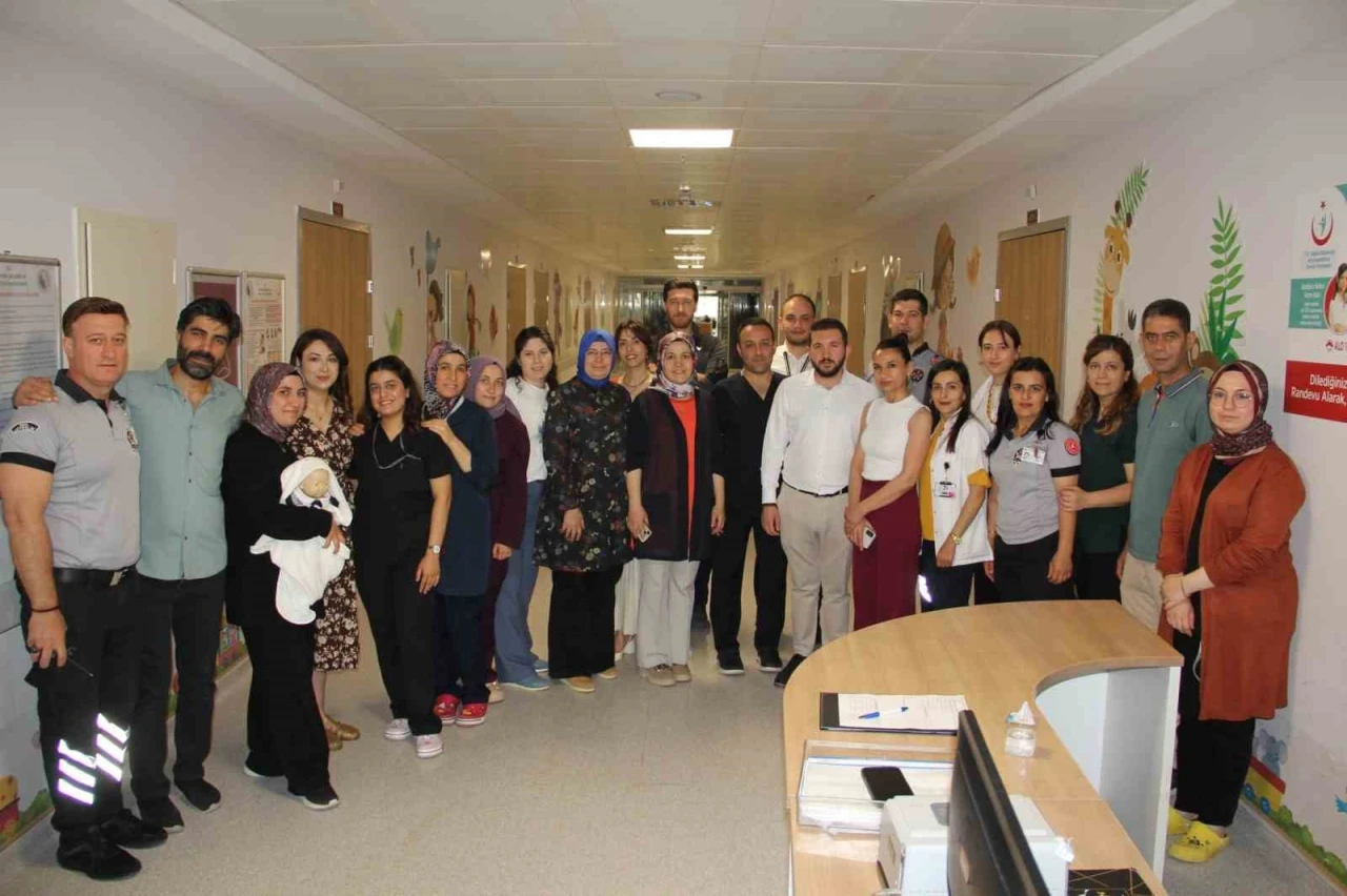 Afyonkarahisar Devlet Hastanesinde Pembe ve Mavi kod tatbikatı
