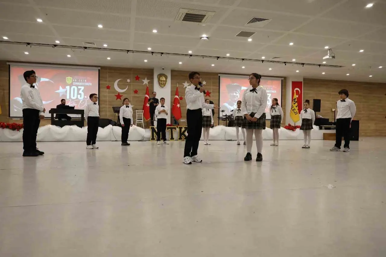 MTK Koleji’nde Cumhuriyet Bayramı coşkuyla kutlandı