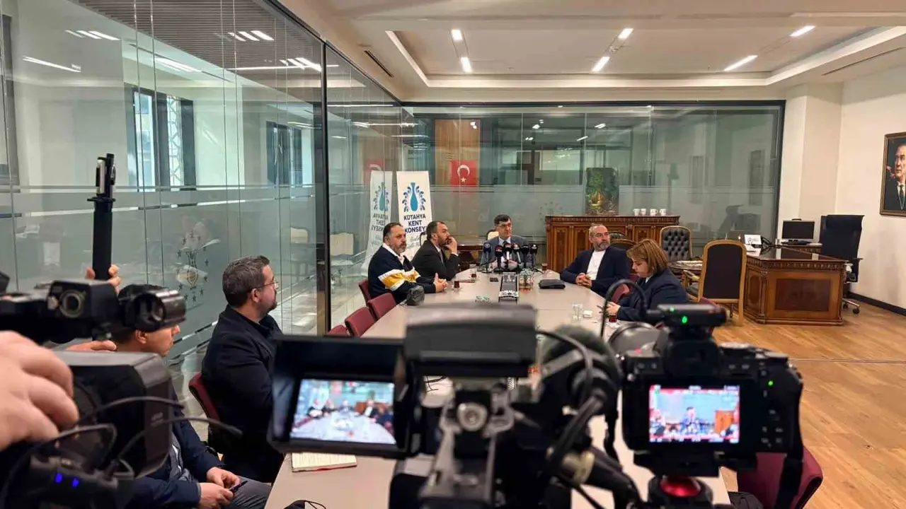 Kütahya Belediyesi’nin son üç aylık hizmet karnesi açıklandı