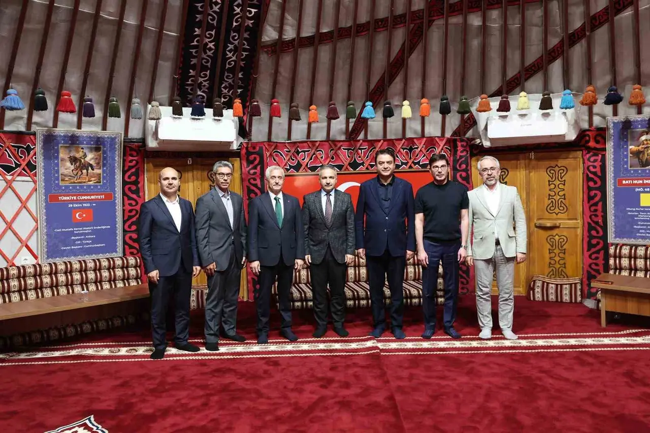 Şahinbey Belediyesi’nin projeleri Tokat protokolüne anlatıldı