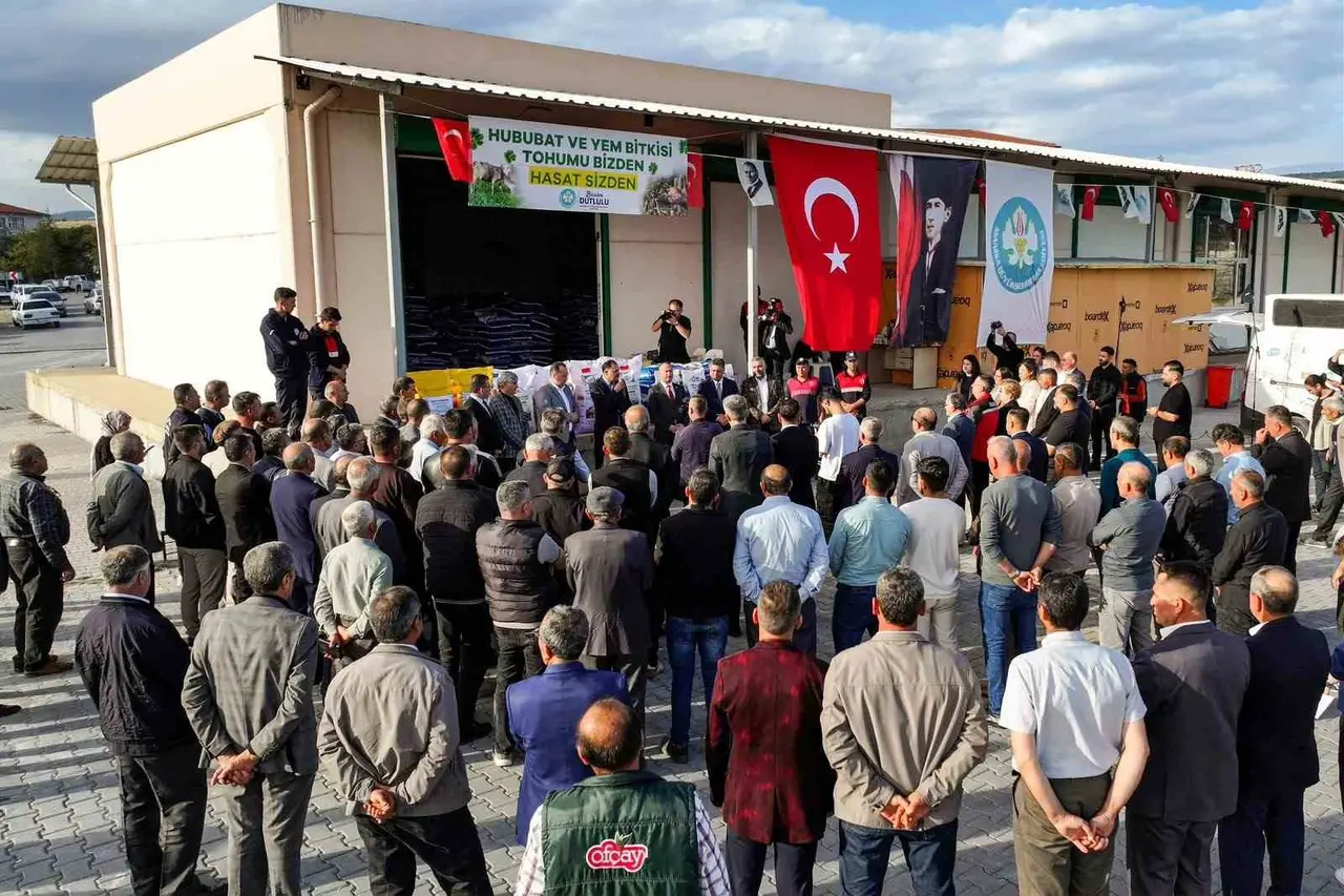 Tarlalar için tohum, ormanlar için tanker desteği