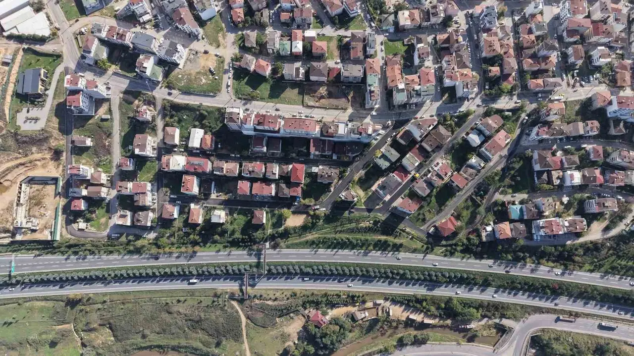 Çayırova’da 2,8 kilometrelik yol yenileniyor