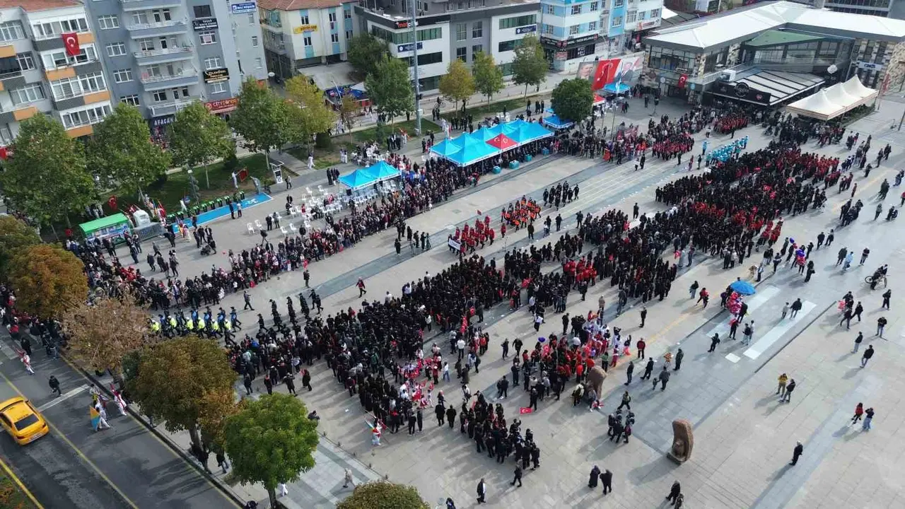 Çorum’da 29 Ekim Cumhuriyet Bayramı büyük coşkuyla kutlandı