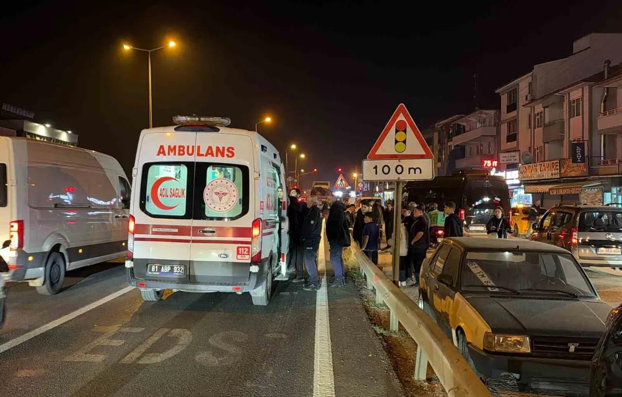 Düzce’de motosiklet ile otomobil çarpıştı: 1 yaralı
