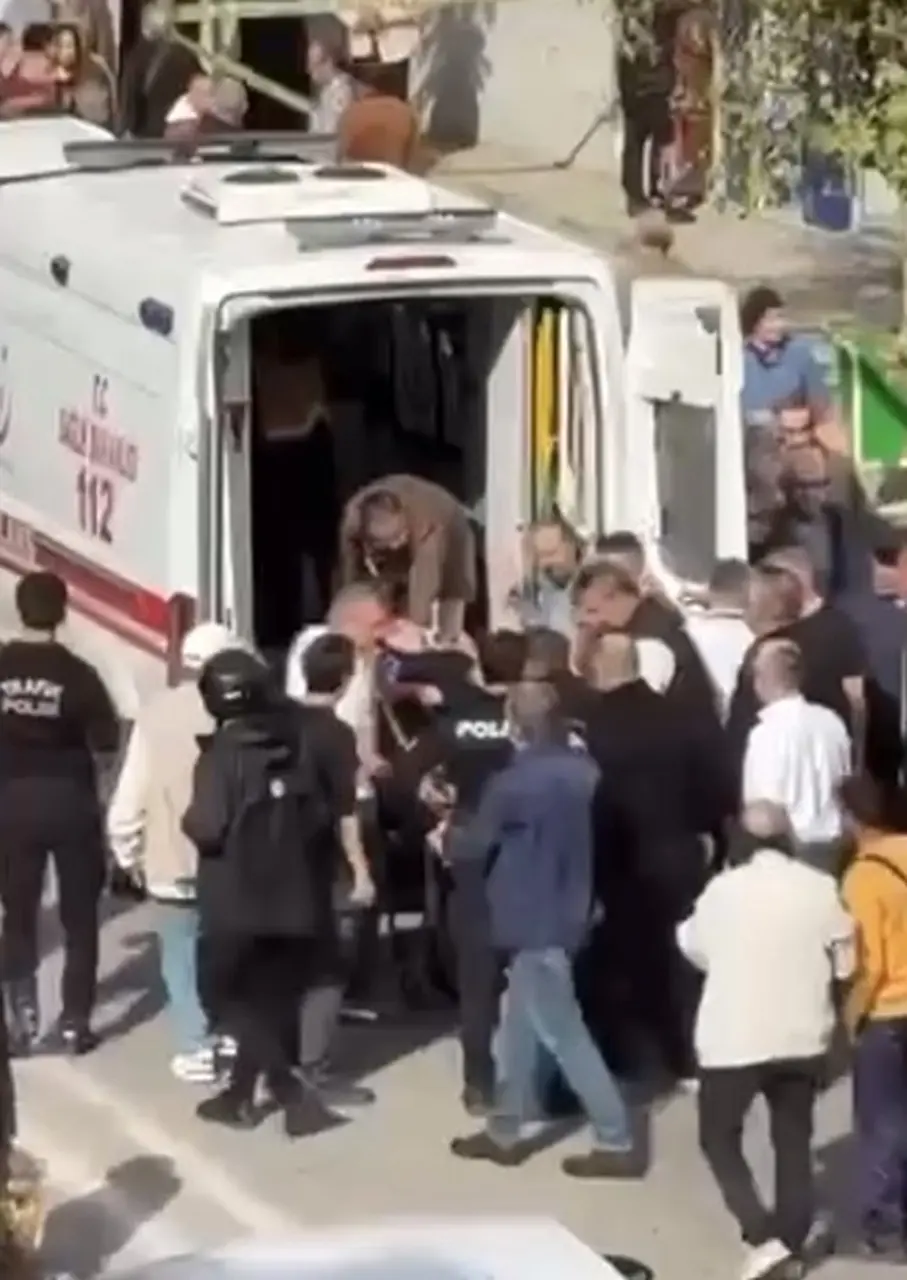 Hamile kadını sabah aldığı telefonu iade almayınca bıçaklamış