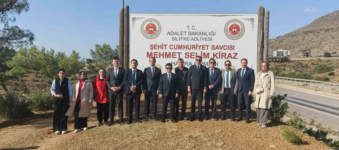 Silifke’de Şehit Savcı Mehmet Selim Kiraz Hatıra Ormanı yeniden yeşilleniyor