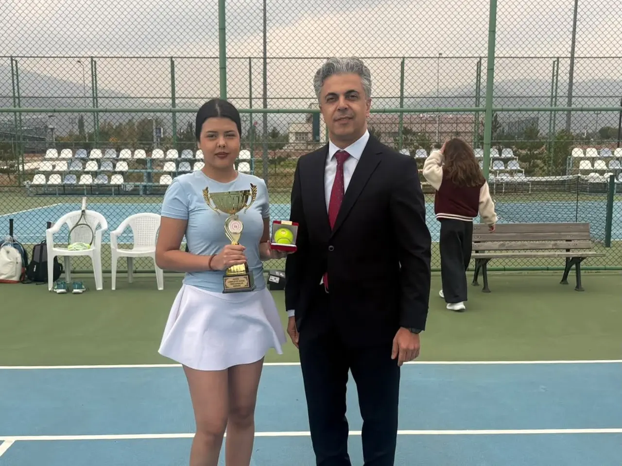 EBYÜ’de Cumhuriyet Bayramı tenis turnuvası düzenlendi