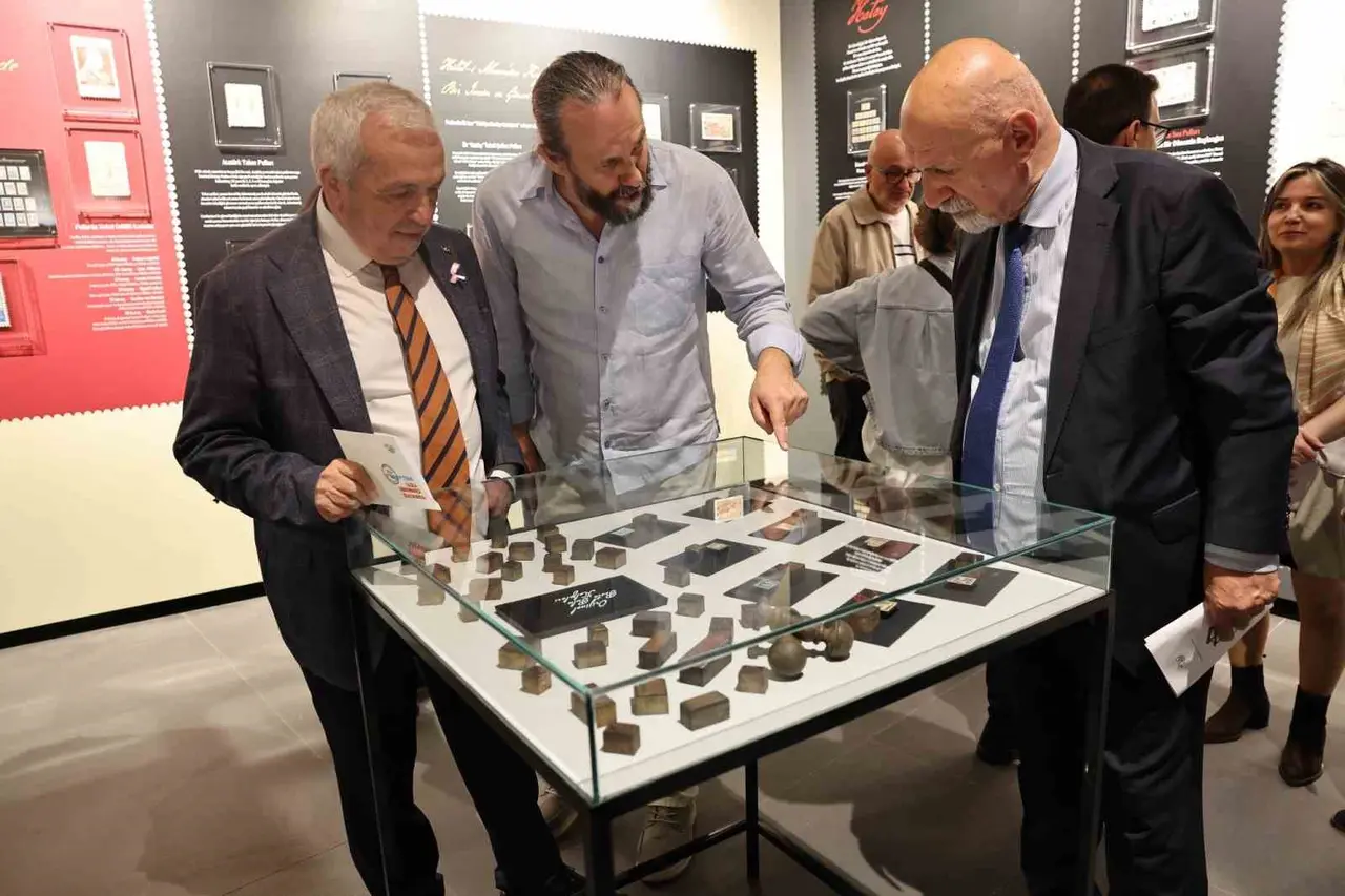Cumhuriyet’in görsel hafızası pullarla Nilüfer’de canlandı