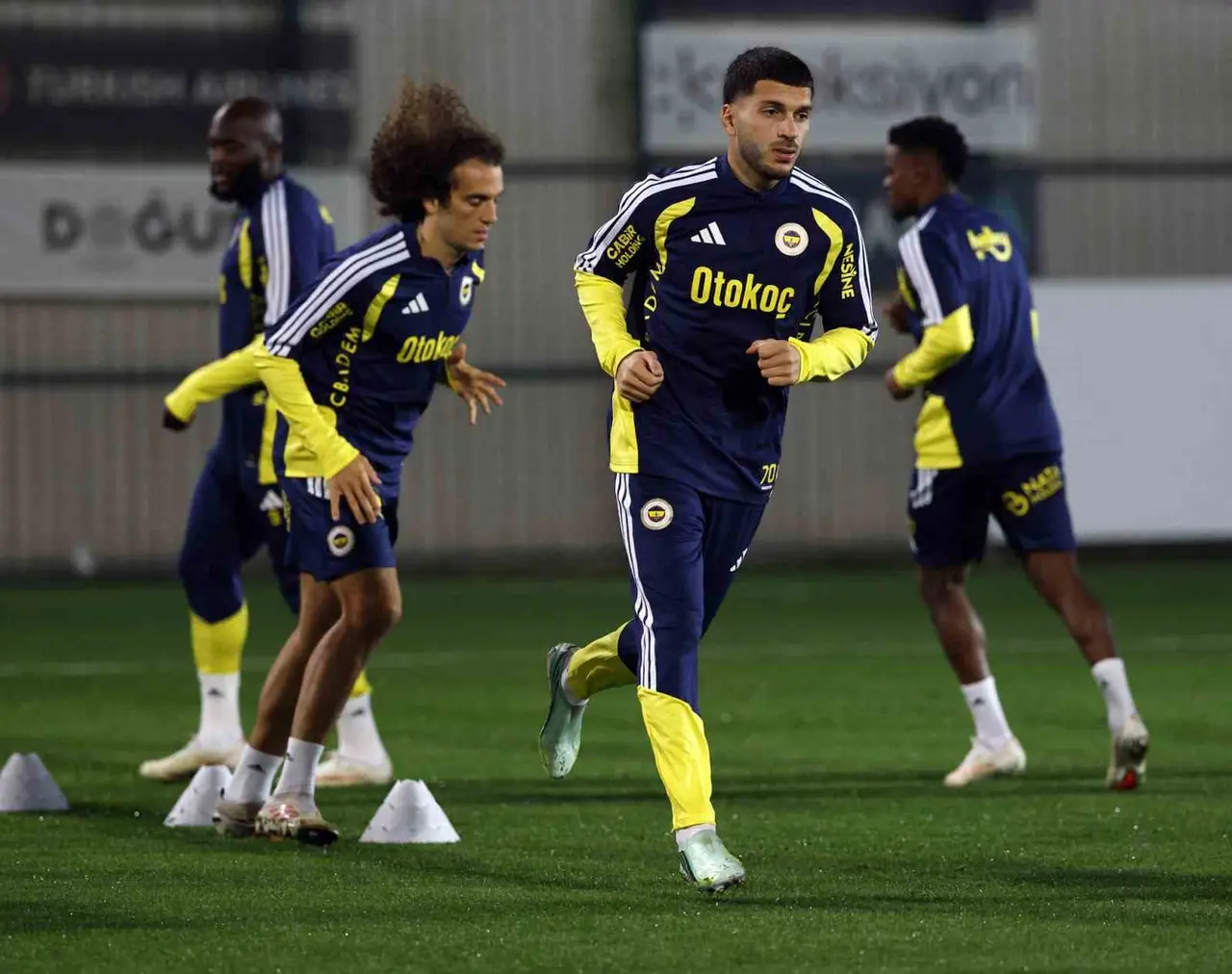 Fenerbahçe, Galatasaray derbisinin hazırlıklarını tamamladı