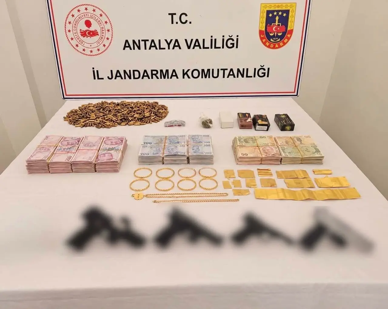 Jandarmadan Kepez’de uyuşturucu operasyonu