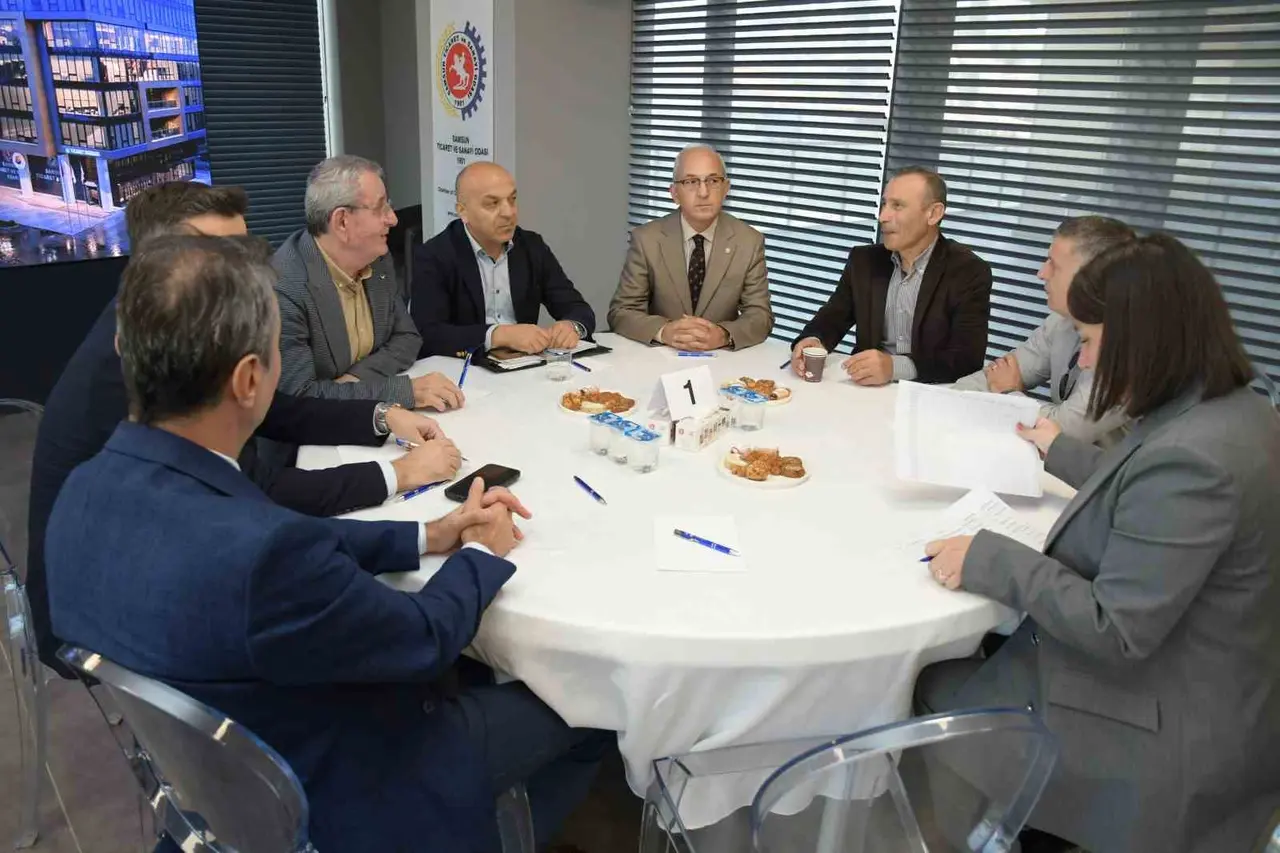 Murzioğlu: "Meslek komitelerimiz, sektörlerin sesi"