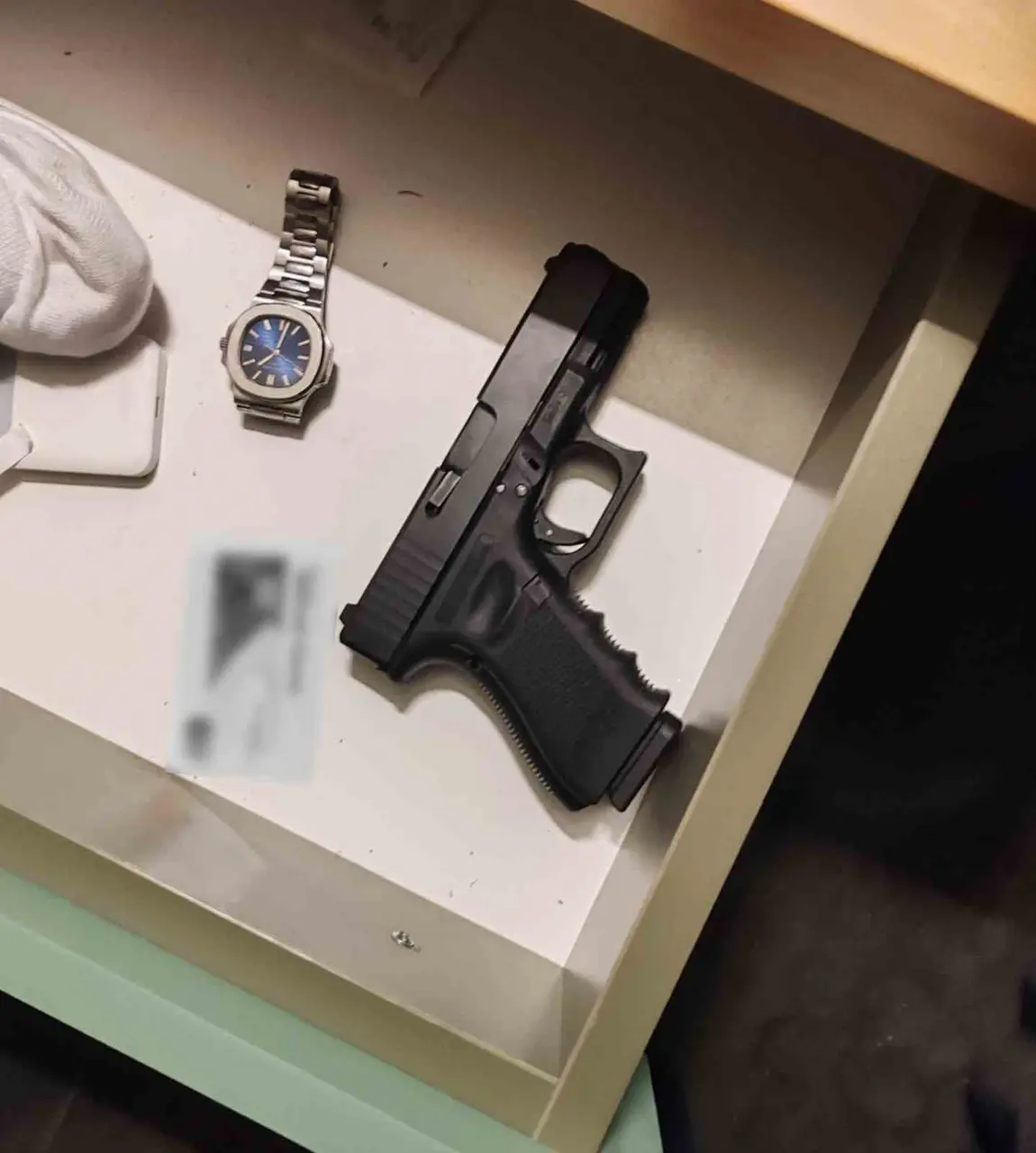 Cinayet şüphelileri otel odasında yakalandı