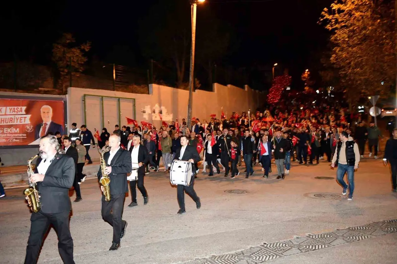 Kestel Belediyesi 29 Ekim coşkusunu ilçenin dört bir yanına taşıyacak
