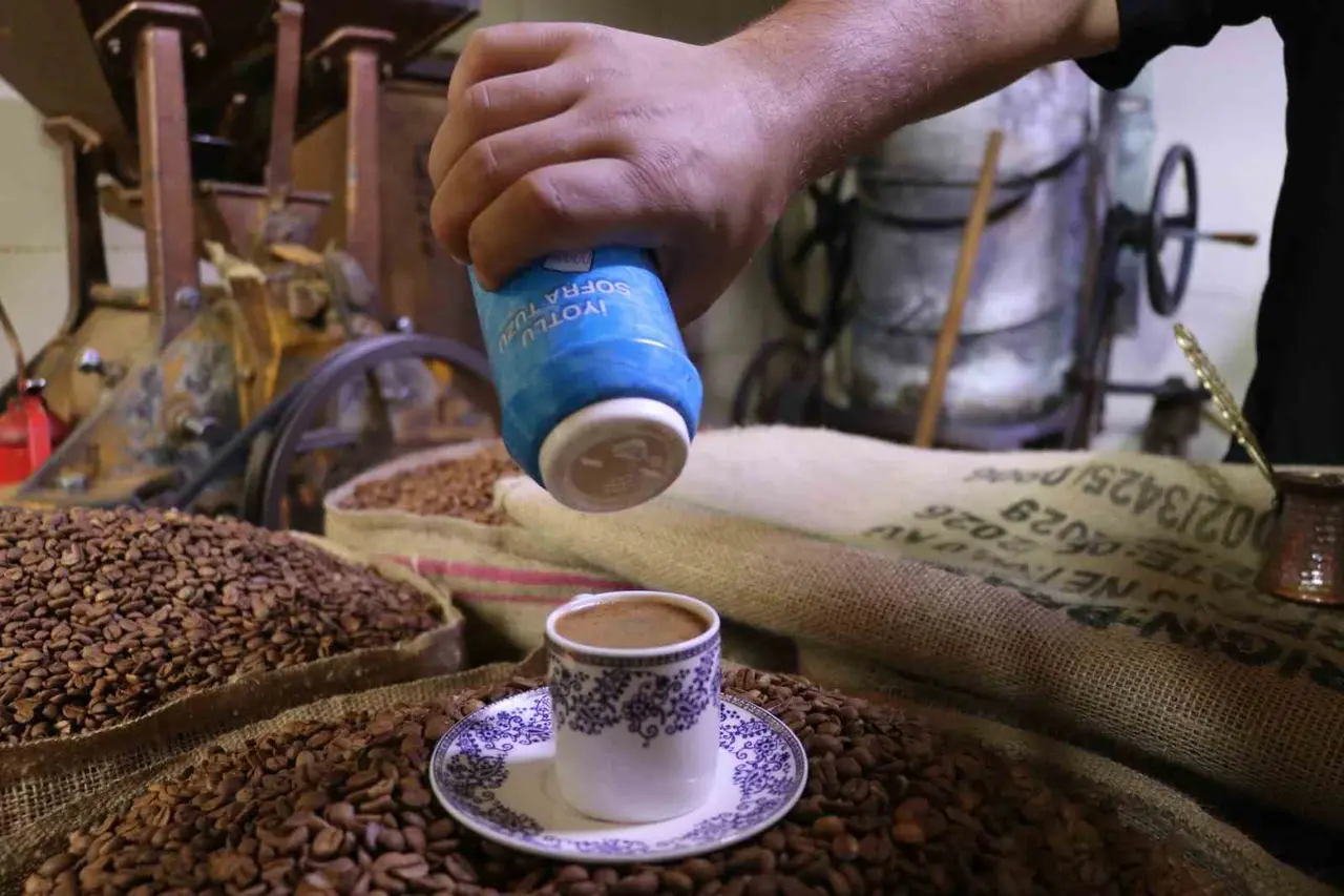Tuzlu kahve geleneğinin anlamı değişti