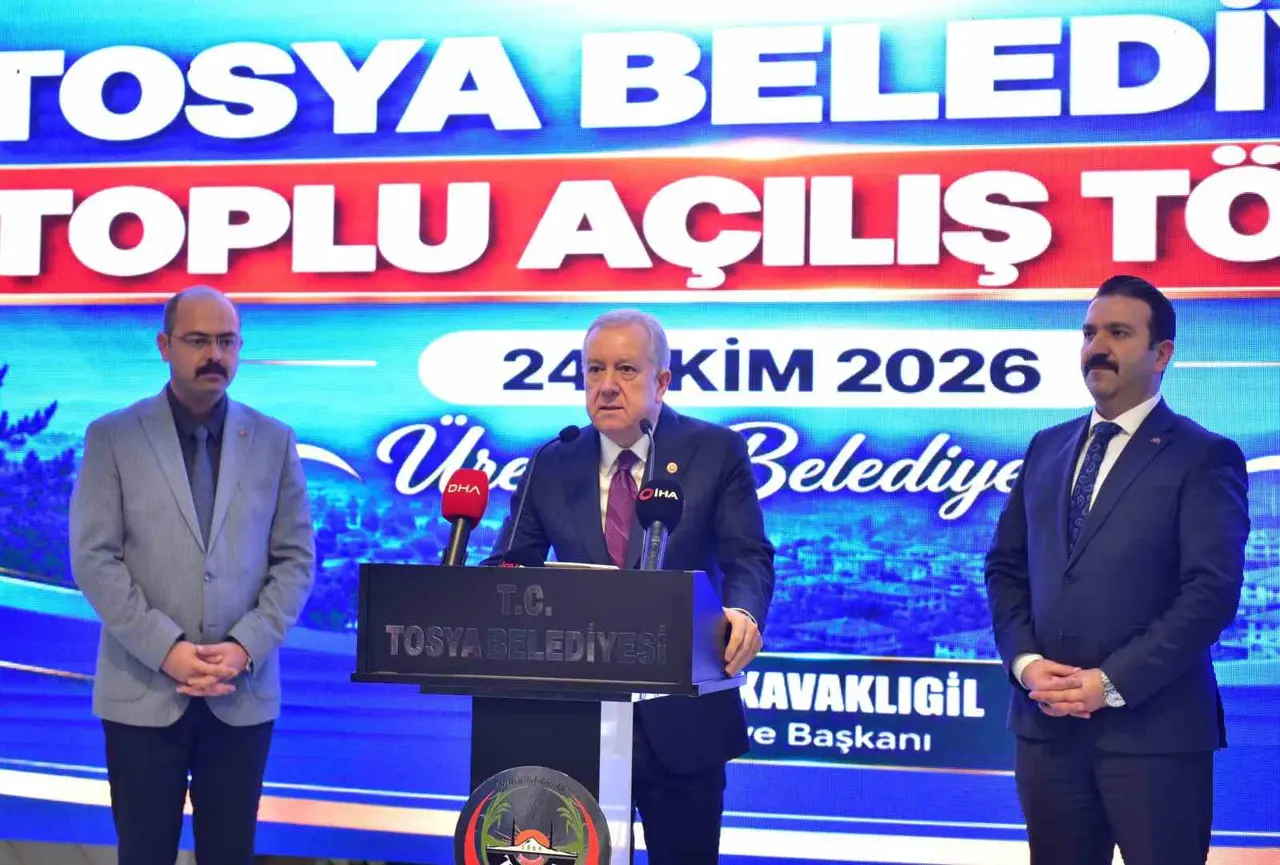 Tosya Belediyesi’nin ilçenin çehresini değiştiren projeleri için görkemli açılış töreni