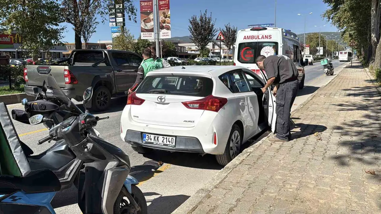 Menteşe’de kırmızı ışık ihlali kazaya neden oldu: 1 yaralı