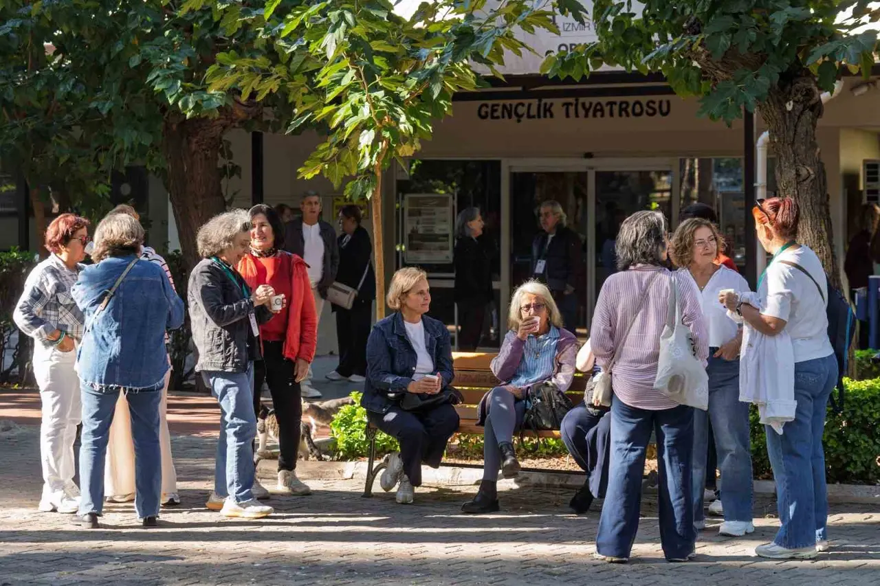 3’üncü Yaş Üniversitesi’nde ders zili çaldı