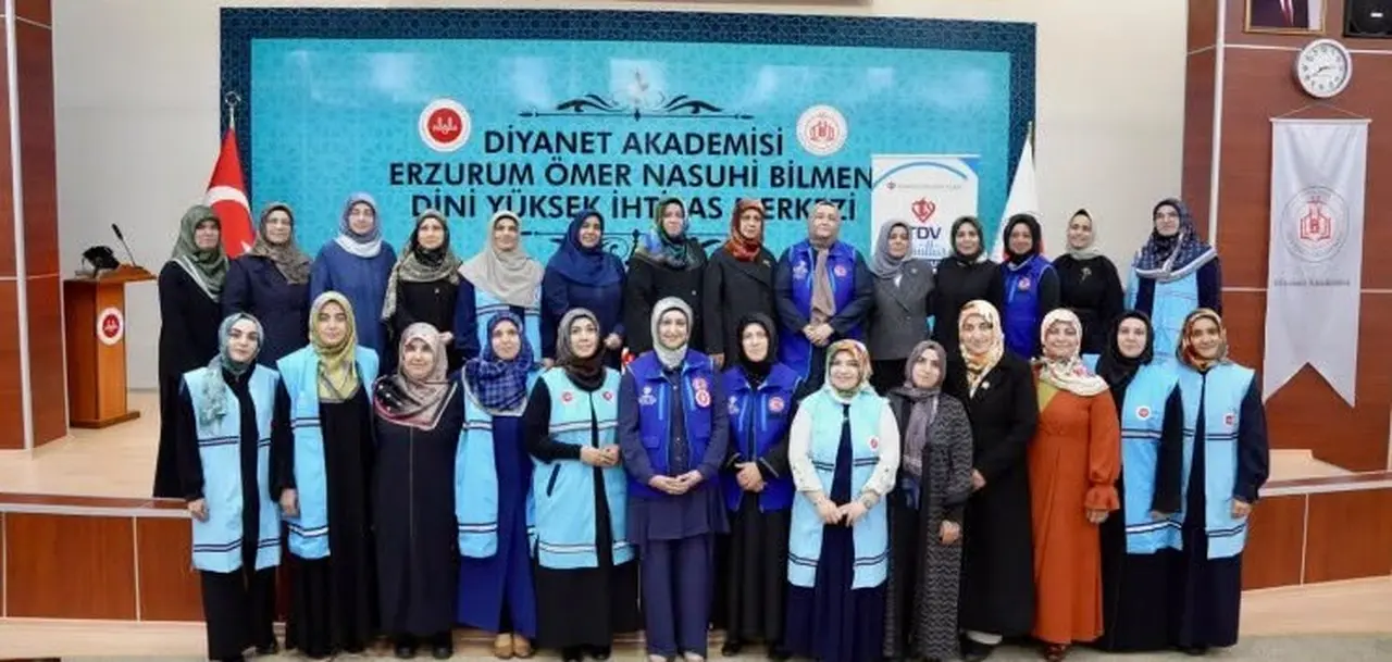 TDV Doğu Anadolu Kadın Kolları Erzurum’da buluştu