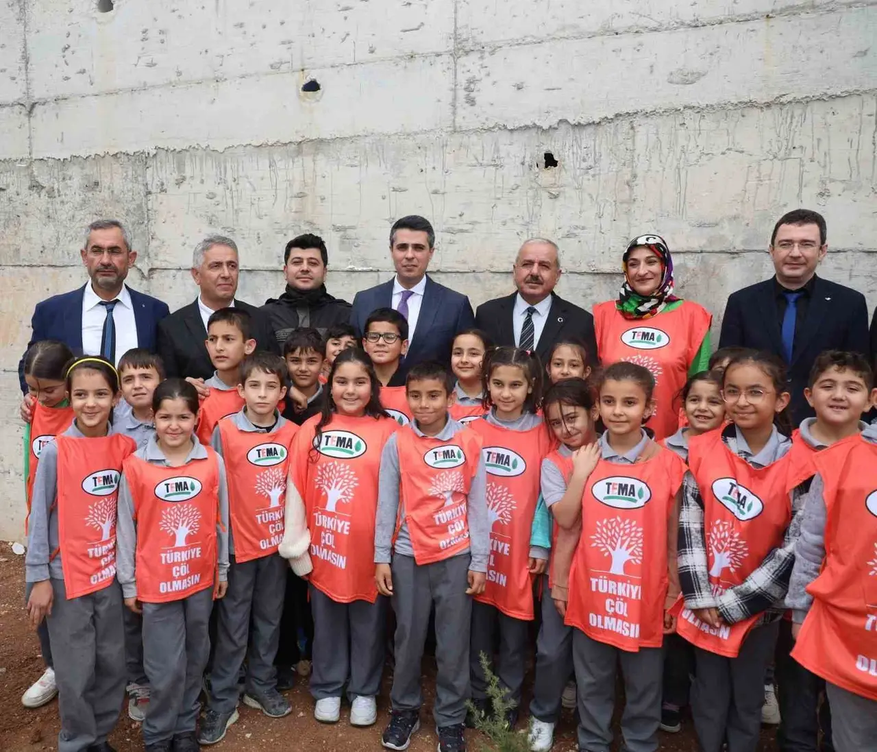 Elbistan’da Cumhuriyet’in 103. yılına özel 103 fidan dikildi