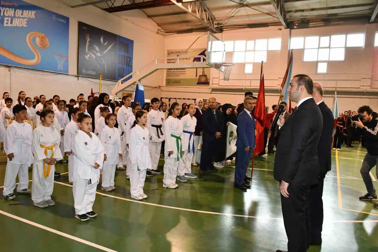 Osmaneli’nde 29 Ekim Cumhuriyet Bayramı coşkuyla kutlandı