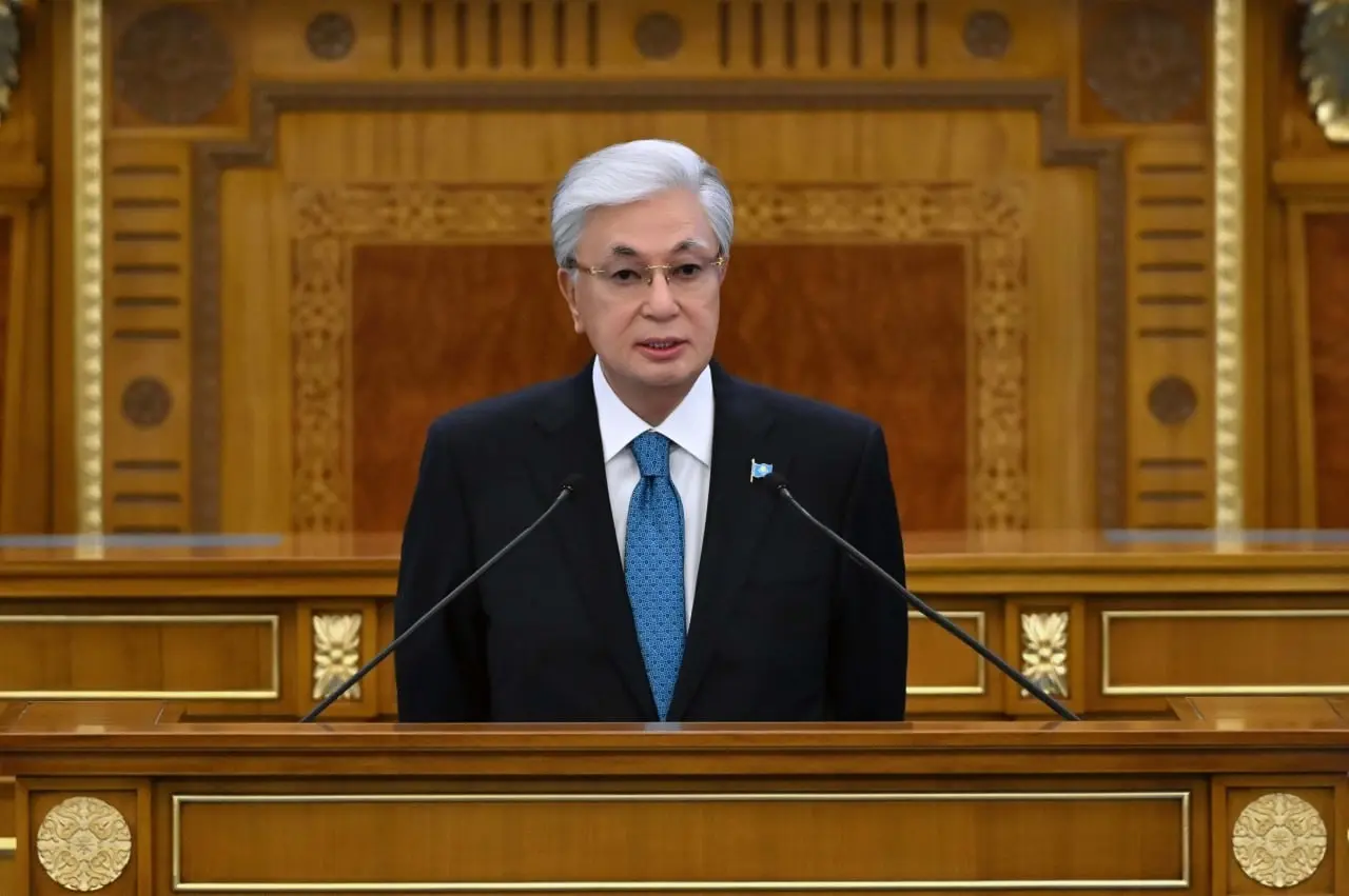 Tokayev: "Kazakistan’ın ilk nükleer enerji santralinin inşaatına 2027 yılında başlanması mümkün"