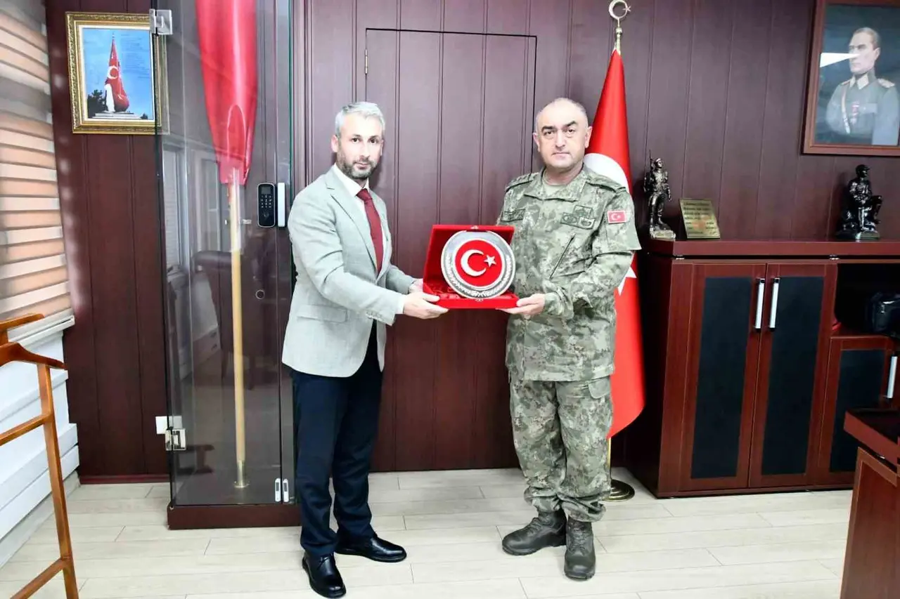 Şehit aileleri ve gazilerden Albay Altınok’a anlamlı ziyaret